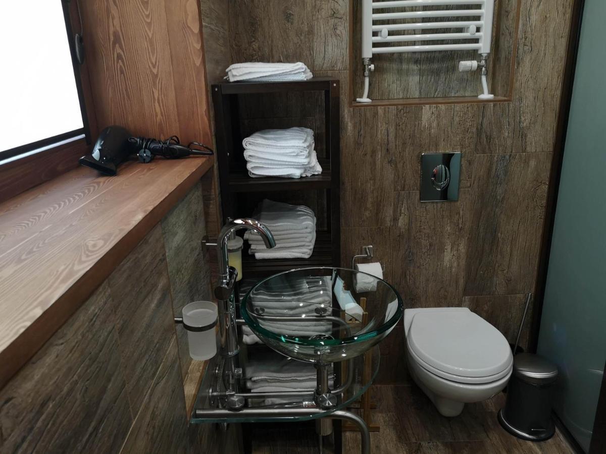 Pinus Villas Lodge With Private Jacuzzi & Phyto-Sauna Retreat Zheleznitsa エクステリア 写真