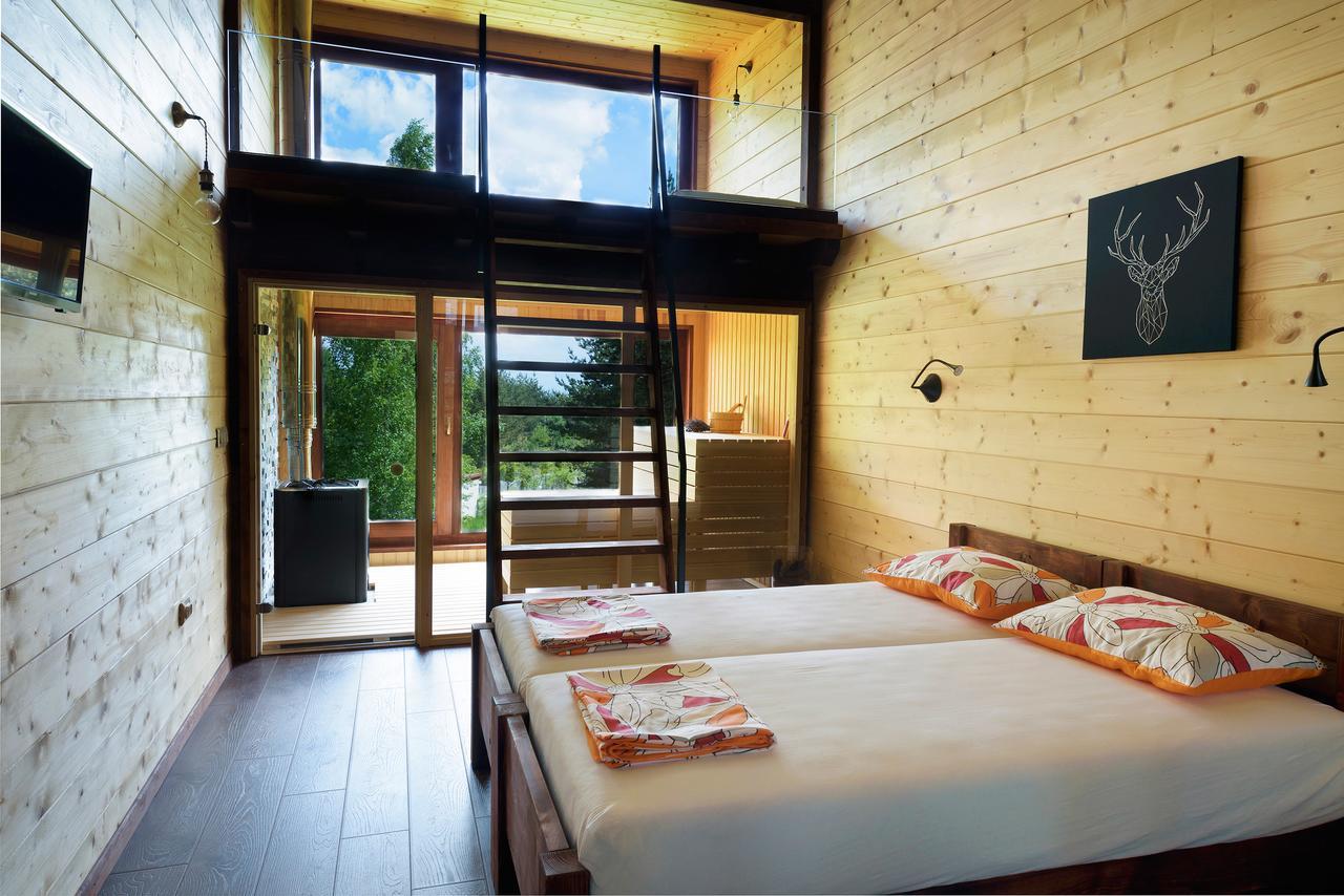 Pinus Villas Lodge With Private Jacuzzi & Phyto-Sauna Retreat Zheleznitsa エクステリア 写真