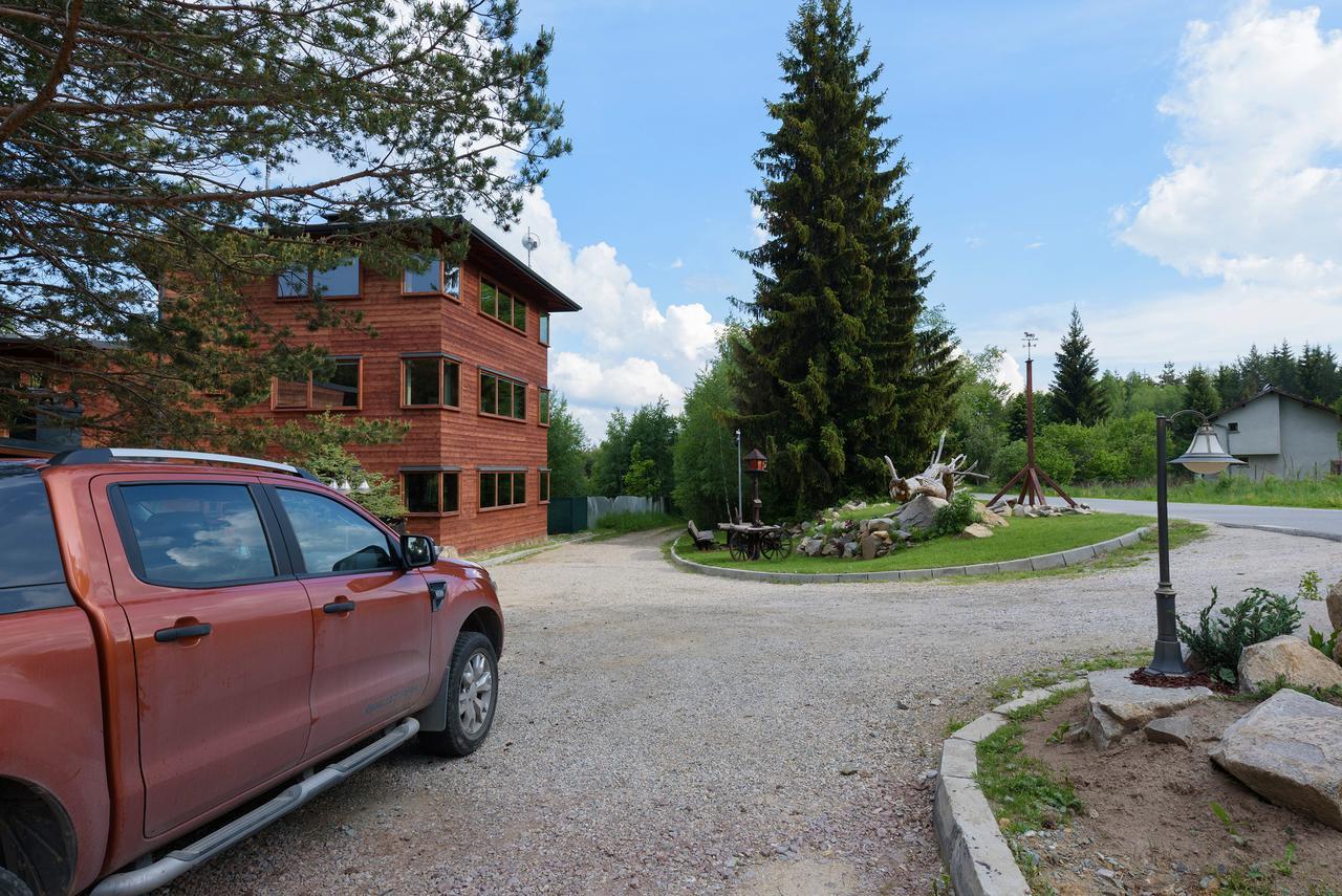Pinus Villas Lodge With Private Jacuzzi & Phyto-Sauna Retreat Zheleznitsa エクステリア 写真