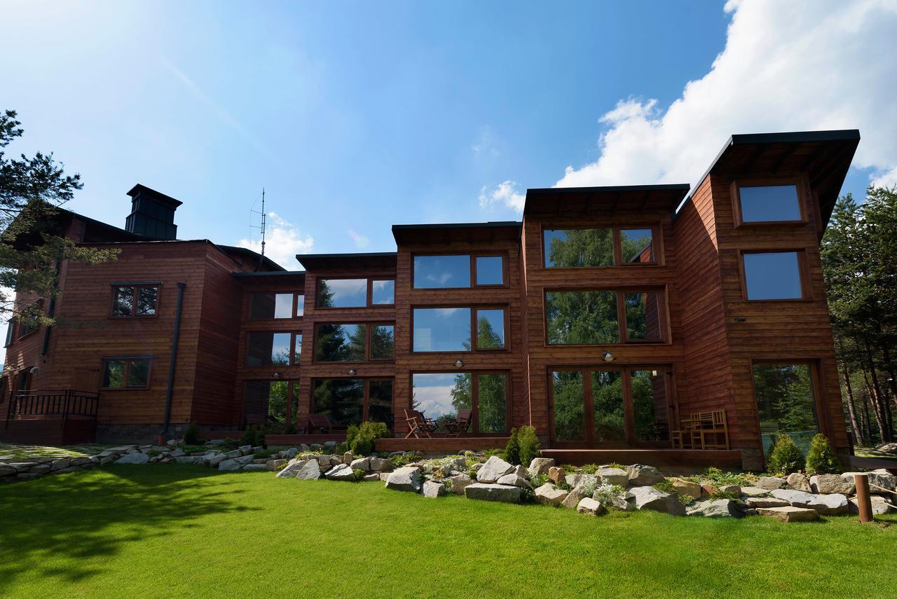 Pinus Villas Lodge With Private Jacuzzi & Phyto-Sauna Retreat Zheleznitsa エクステリア 写真